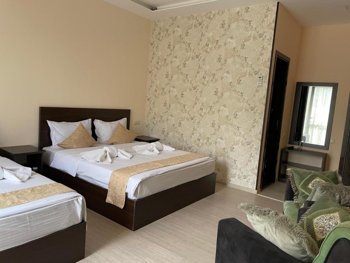 Kamar Hotel 이제반 외부 사진