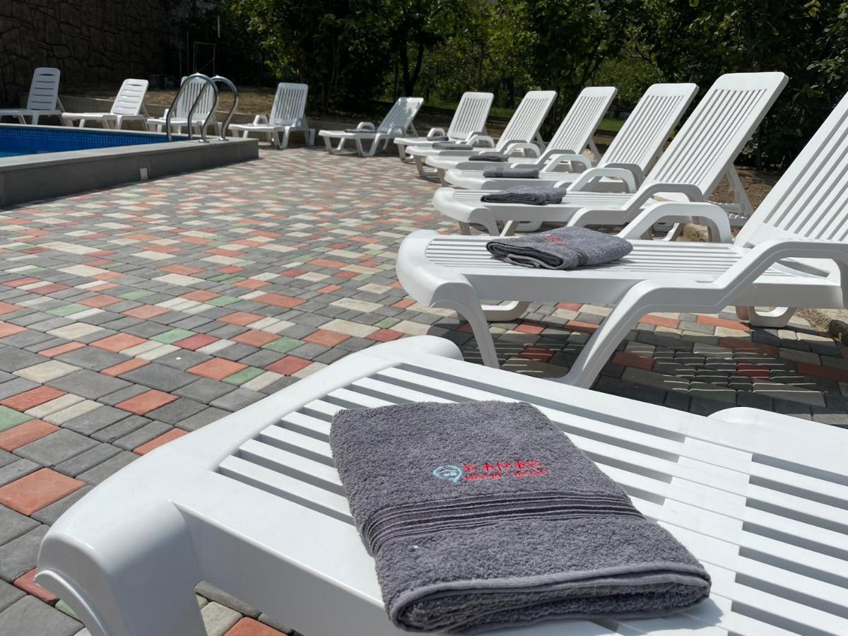 Kamar Hotel 이제반 외부 사진