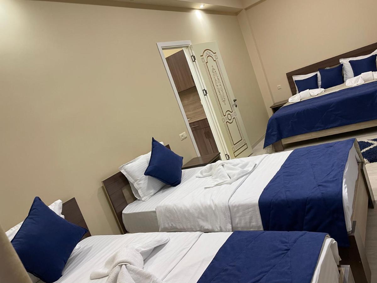 Kamar Hotel 이제반 외부 사진